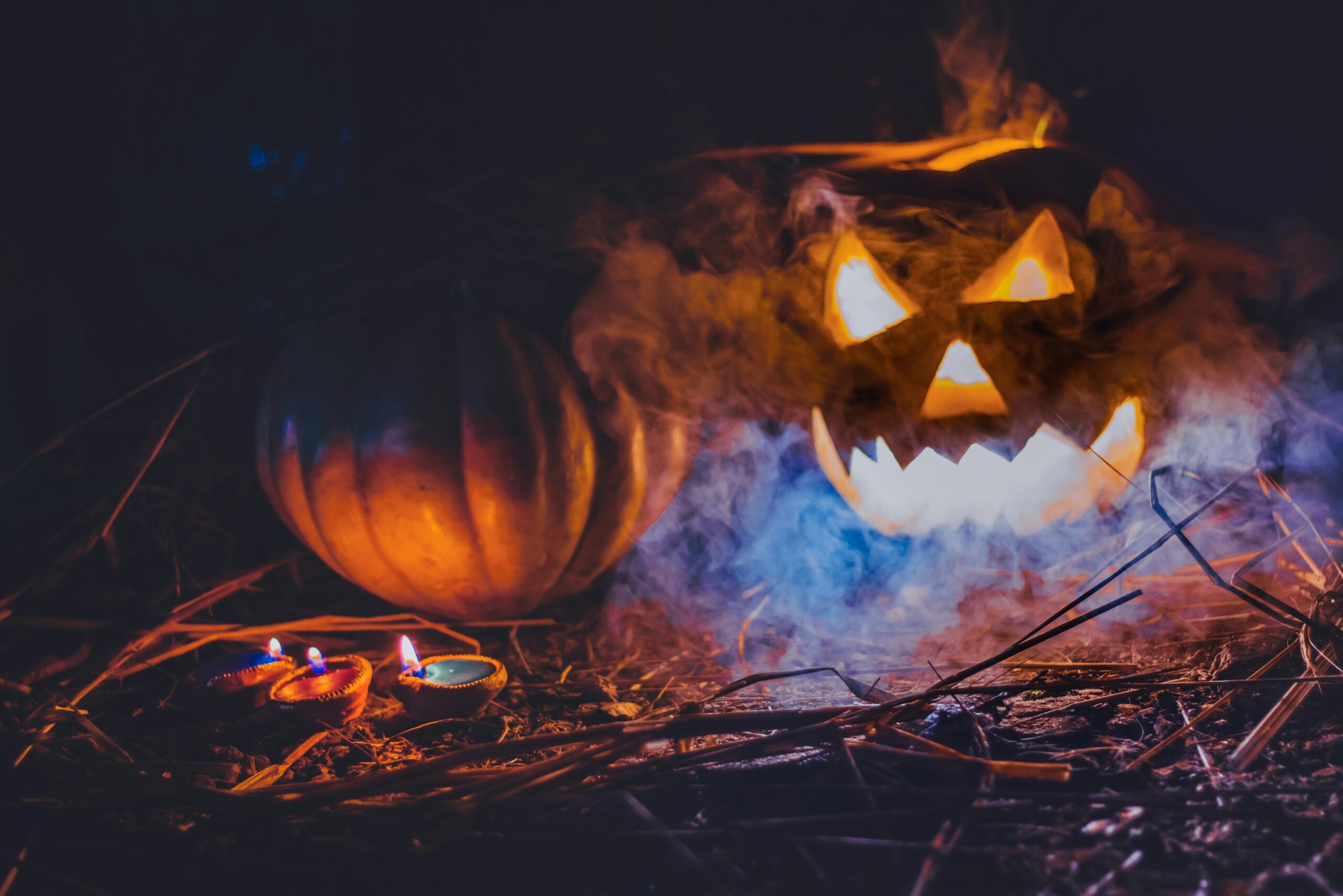 7 of the Best October Travel Destinations to get you into the Halloween Spirit: US Edition